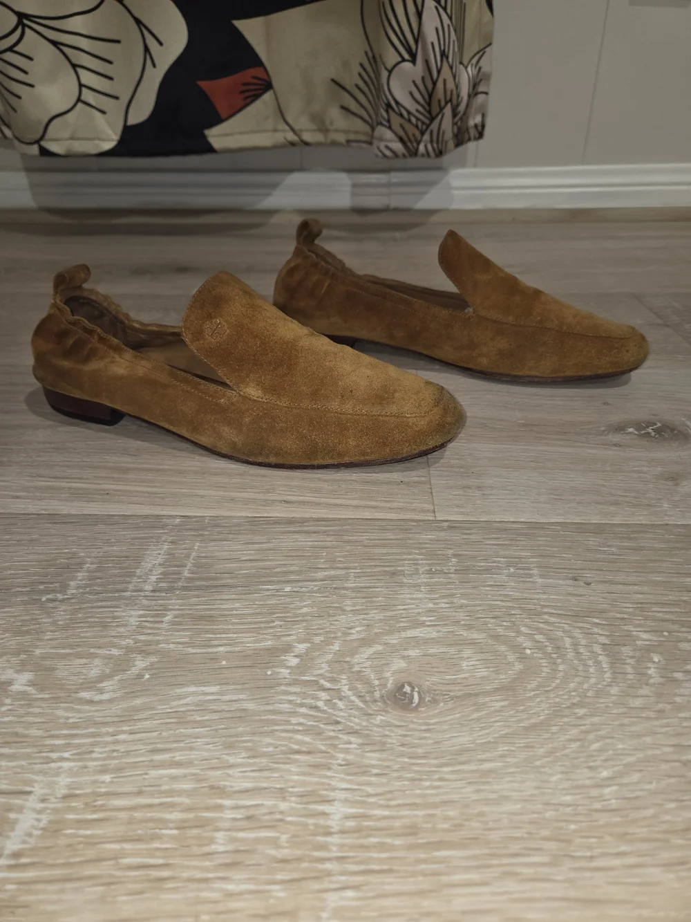 Tory Burch Kira 20 Elastic Womens Loafer Suede Leather Camel Tan Sz 9.5-10